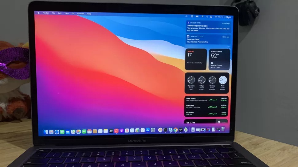 Apple MacBook Pro macOS Ventura.jpg